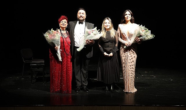 niluferde muzik dolu bir sevgililer gunu aksami