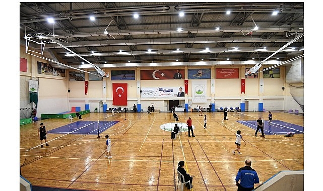 Osmangazi’de Badminton Heyecanı Zirveye Taştı 1 osmangazide badminton heyecani zirveye tasti