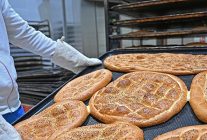 ramazan pidesi buyuksehir halk ekmek bufelerinde yerini alacak