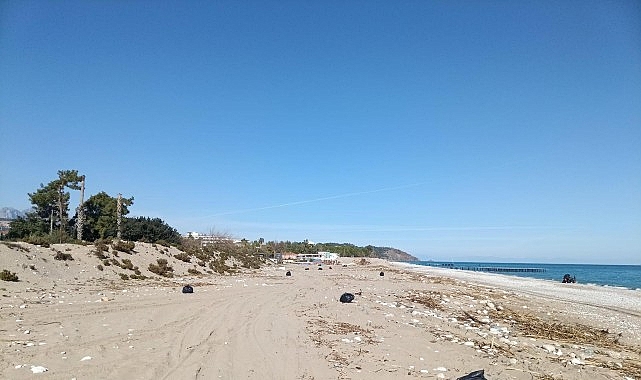 Sahillerde temizlik çalışması 1 sahillerde temizlik calismasi