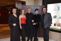 sanat cercevenin otesine tastibeyond the frame ciragan sarayinda gerceklesti