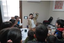 seferihisarda miniklerden anlamli ziyaret baskan yetiskin ogrencilerle bulustu