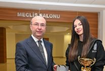 selcuklunun basarili sporculari baskan pekyatirmaci ile bir araya geldi