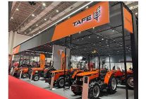 tafe traktor izmir tarim fuarinda yeni bahce ve meyve traktorlerini sergiliyor