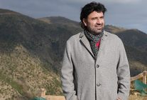 taverna muziginin en guclu sesi tuncay tuncelden bugun dogum gunum