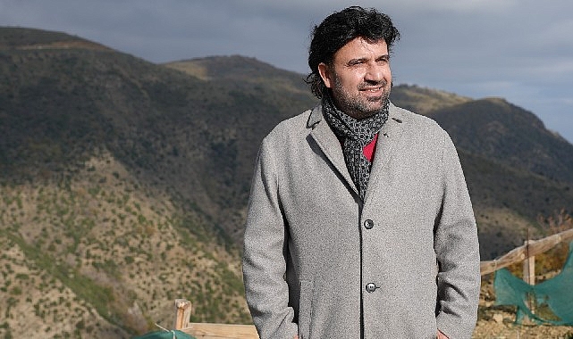 Taverna Müziğinin En Güçlü Sesi: Tuncay Tuncel’den “Bugün Doğum Günüm” 1 taverna muziginin en guclu sesi tuncay tuncelden bugun dogum gunum