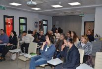 toprak okulunda zeytinyagi tadim etkinligi yogun ilgi gordu