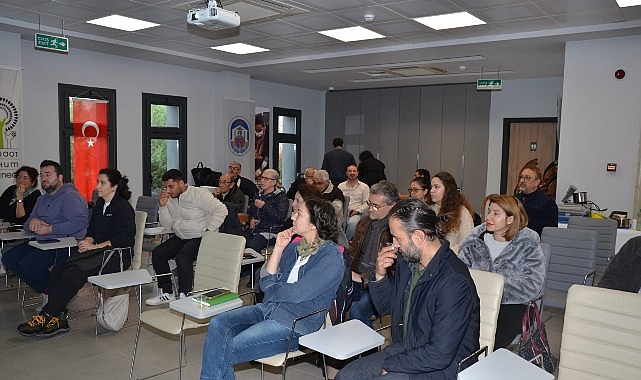 toprak okulunda zeytinyagi tadim etkinligi yogun ilgi gordu