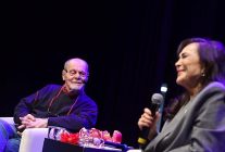 turkan soray turk edebiyatinin usta ismi yasar kemal anma haftasinda sevenleriyle bulustu