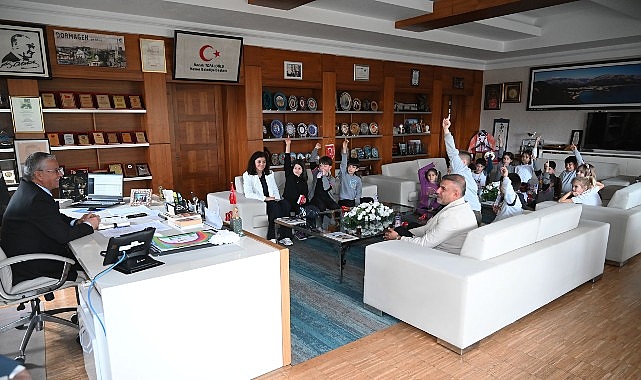 ugur okullarindan baskan topalogluna ziyaret