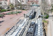 1 tramvay araci ayni anda 600 yolcu tasiyacak