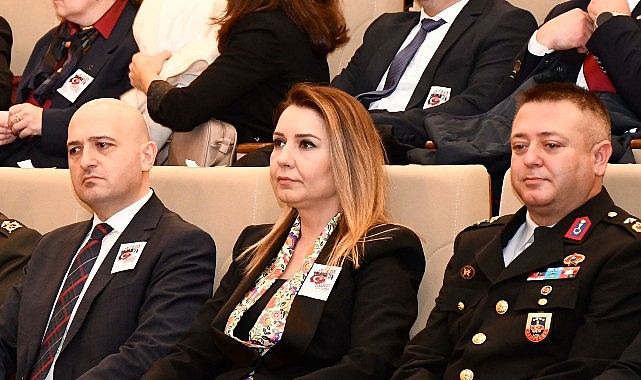 18 mart canakkale zaferinin 111 yil donumu kutlandi