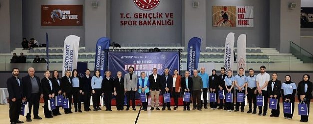 2 geleneksel acik masa tenisi turnuvasi duzenlendi