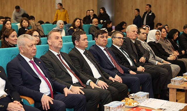 62 kutuphane haftasi osmangazide coskuyla basladi