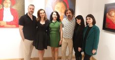 8 mart dunya kadinlar gununde barisin kadinlari sergisi izmirde aciliyor