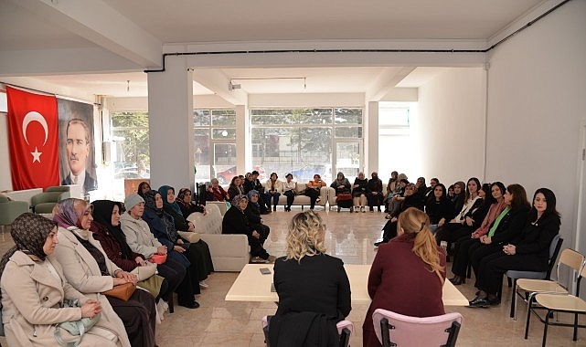 8 marta ozel anlamli seminer