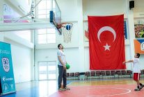 anadolu efes 2025 2026 sezonu one team projesi sertifika toreni antalyada gerceklesti