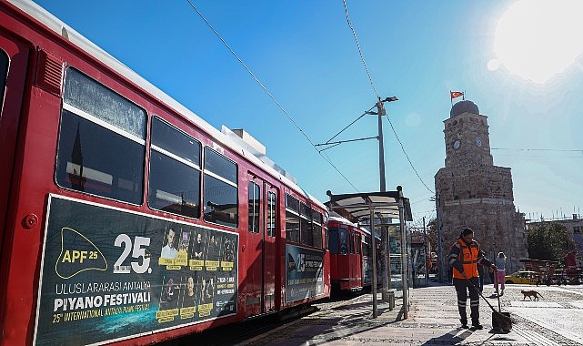 antalya buyuksehir belediyesi ile sehre kadin eli degiyor