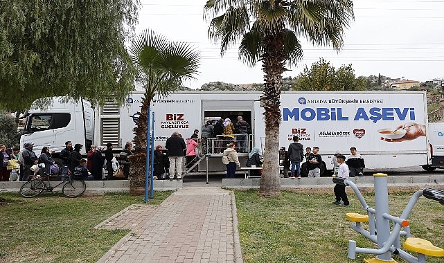 antalya buyuksehir belediyesinin ramazan etkinlikleri yogun ilgi gordu