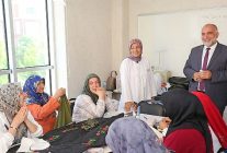 antalyada 100 yil bulvarinda asfalt calismalari suruyor