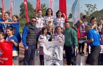 ataturk ortaokulu ogrencileri oryantiringde izmire damga vurdu