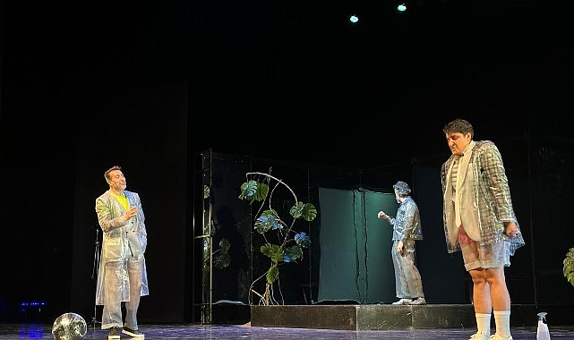 bakirkoy belediye tiyatrolari saglik calisanlari icin sahneledi