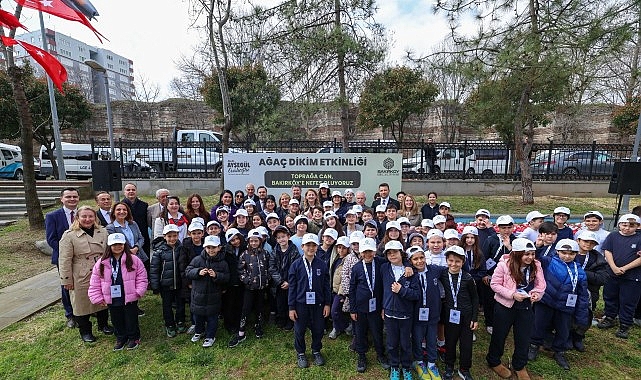 bakirkoyde minik eller topraga can verdi