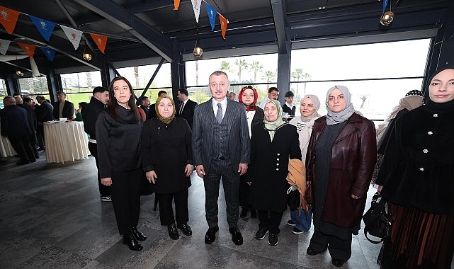 baskan buyukakin ak parti il bayramlasmasina katildi