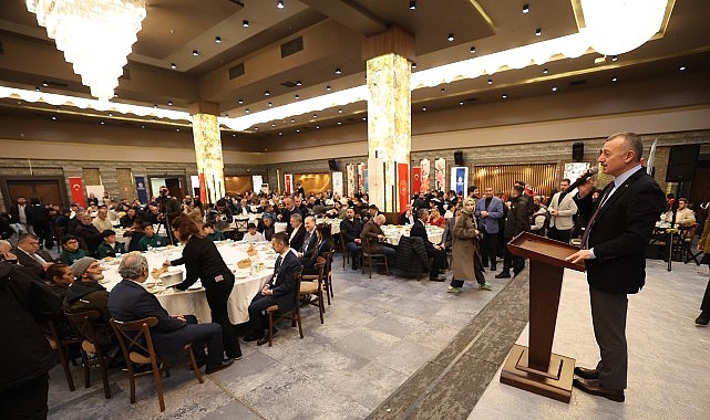 baskan buyukakin roman iftarina katildi