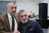 baskan buyukakinin pazarci esnafiyla yaptigi iftara yogun katilim