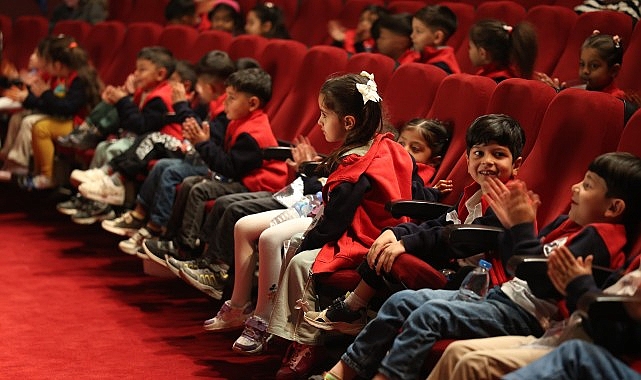 baskan cercioglu her yastan vatandasi dunya tiyatro haftasi etkinlikleri ile bulusturdu