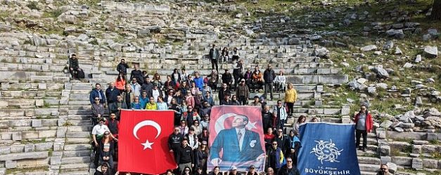 baskan cercioglu vatandaslari priene antik kentinde essiz trekking etkinligi ile bulusturdu