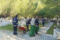 baskan cercioglundan mezarliklarda ramazan bayrami oncesi temizlik calismasi