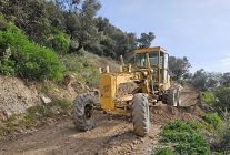 baskan cercioglunun calismalariyla kirsal mahallelerin yollari yenileniyor