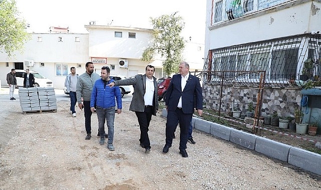 baskan cicek sahada calismalar dolu dizgin suruyor