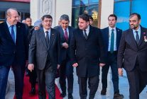 baskan cirpanoglu sehit aileleri ve gazilerle iftar yapti