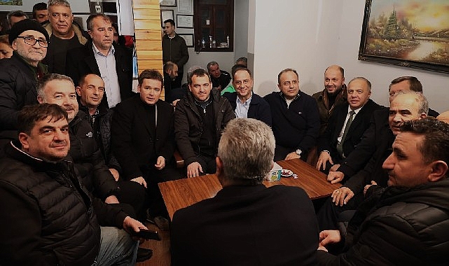 baskan erkan aydin abdal meydaninda vatandaslarla sahur yapti