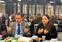 baskan erkan aydin dag der iftarinda vatandaslarla bulustu