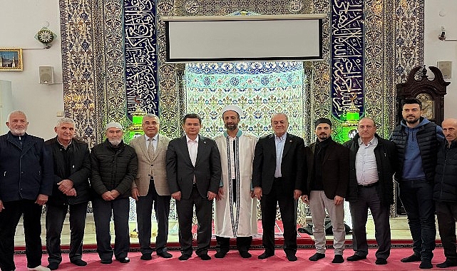 baskan erkan aydin vatandaslarla bayramlasti