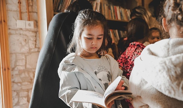 baskan hatice gencay bilgiyle buyuyen nesiller yarinlarimizin yildizlaridir