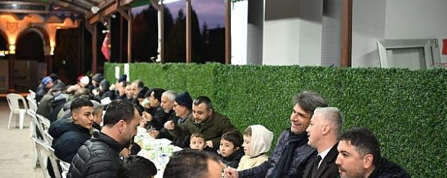 baskan kocaman iftar sofrasinda bulustu