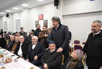 baskan kocaman kartepede iftar sofralarini ziyaret etti