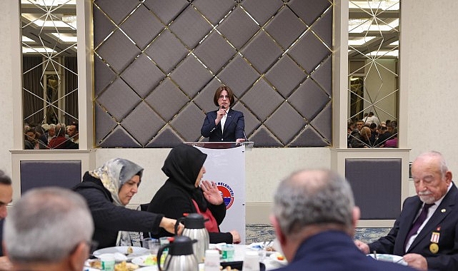 baskan koymen sehit ve gazi aileleriyle iftar sofrasinda bulustu