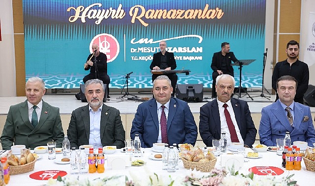 baskan ozarslan dogu karadenizlilerle iftar sofrasinda bulustu