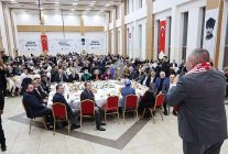 baskan ozarslan iftarda sivaslilarla bulustu