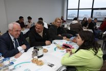 baskan sadi ozdemir vatandaslarla iftarda bulustu