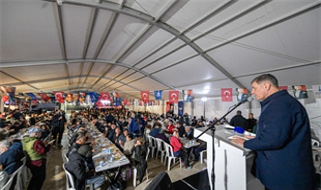 baskan tugay arife gununde urlalilarla oruc acti