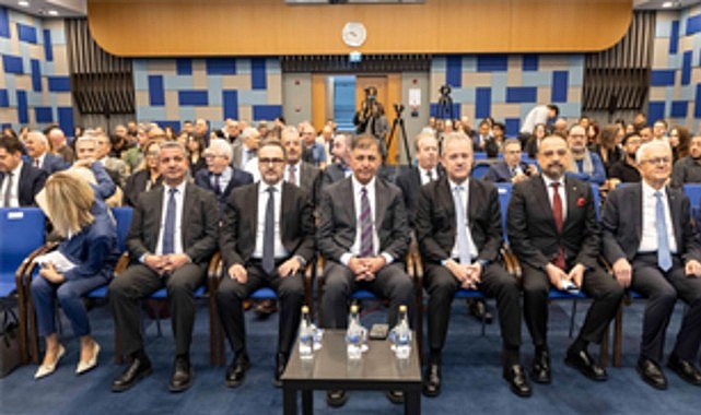 Başkan Tugay’dan sağlık turizminde ortak akıl çağrısı 1 baskan tugaydan saglik turizminde ortak akil cagrisi