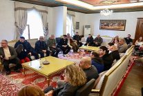 baskanimiz rasim ari vatandaslarla ve personelle bayramlasti