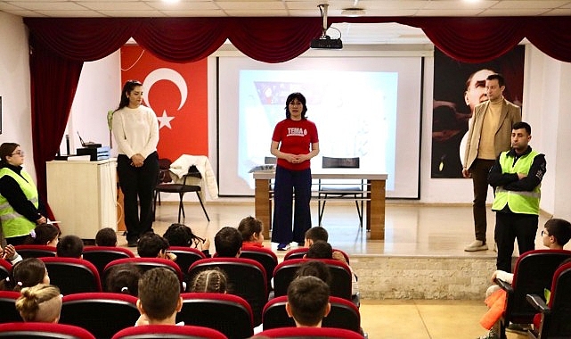 bayraklida sifir atik bilinci kucuk yasta basliyor